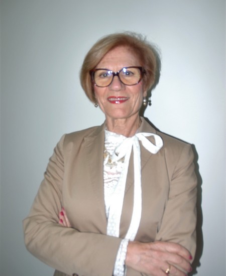 Emilia Jacob Pereira - Advogada